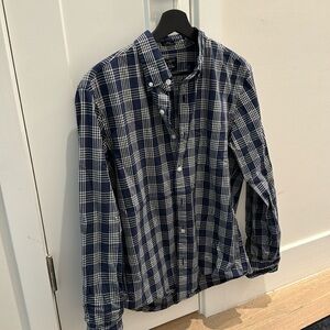 Men’s J Crew long sleeve shirt slim untucked medium blue pattern